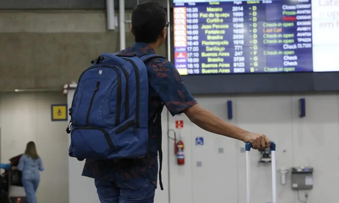 A expectativa é que o número de voos internos disponíveis aumente em 17,8 mil. (Foto/Agência Brsil/Fernando Frazão)