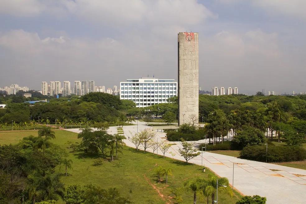 Praça do Relógio no campus da USP em São Paulo (Foto/Marcos Santos/USP Imagens)