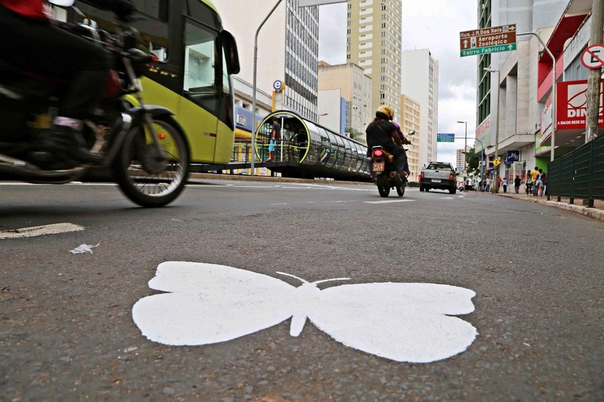 Na próxima semana, agentes de trânsito vão pintar borboletas nos locais onde ocorreram acidentes com vítimas fatais pela cidade (Foto/Divulgação)