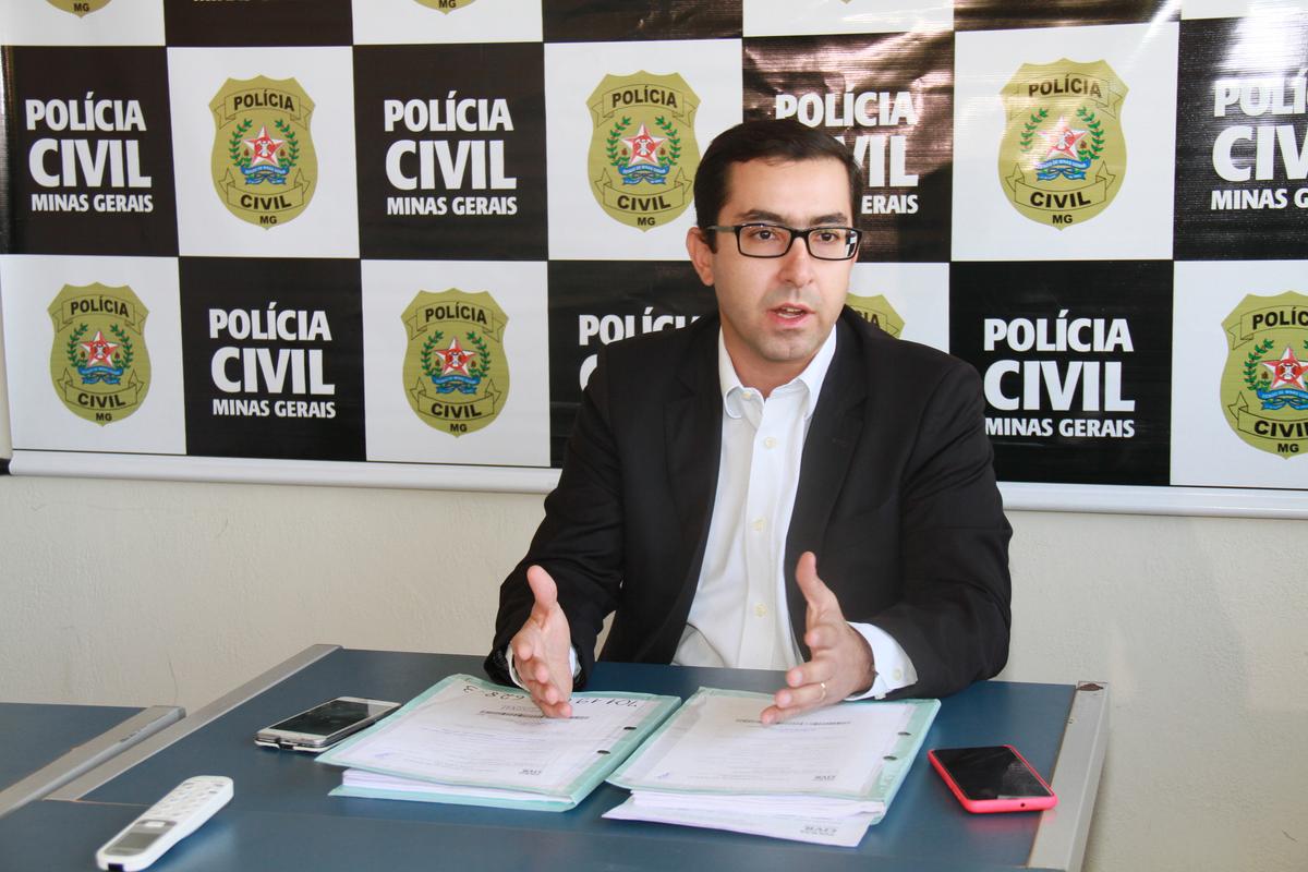 O delegado de Polícia Civil, titular da DHPP, Cyro Outeiro, preside o inquérito que apura a morte do motorista de aplicativo Paulo José Amadeu Maia (Foto/Divulgação)