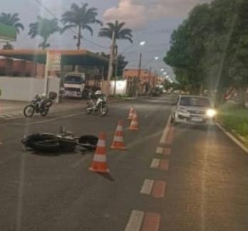 Comerciante realizou manobra para acessar a via, mas não percebeu a aproximação da motocicleta Honda Pop (Foto/Divulgação)