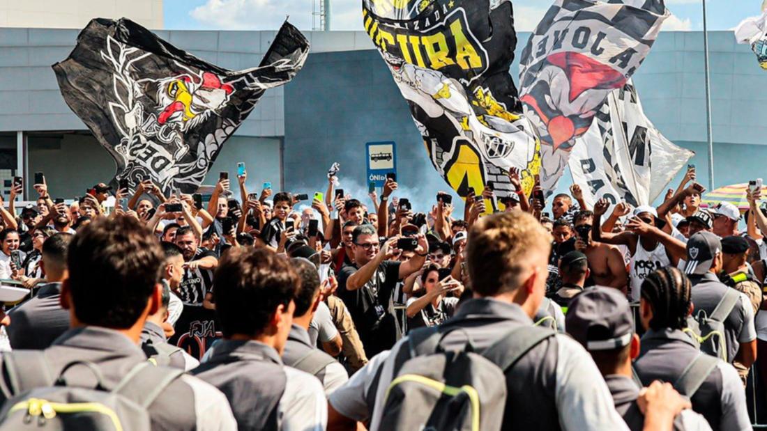 "Vamos, vamos Galo, ganhar a Libertadores. Vamos, Galo, vamos, vamos Galo, ganhar a Libertadores..." (Foto/Atlético MG)