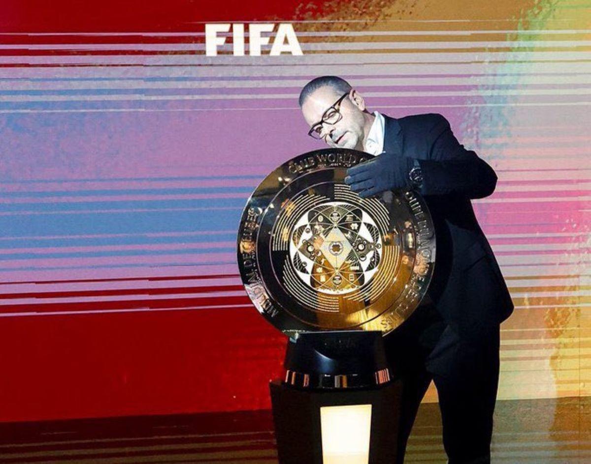 Troféu do Mundial de Clubes da Fifa (Foto: Reprodução/redes sociais)