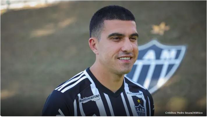 River Plate quer Battaglia (Foto). O volante e zagueiro do Galo é um desejo do técnico Marcelo Gallardo do River (Foto: Satiro Sodré)