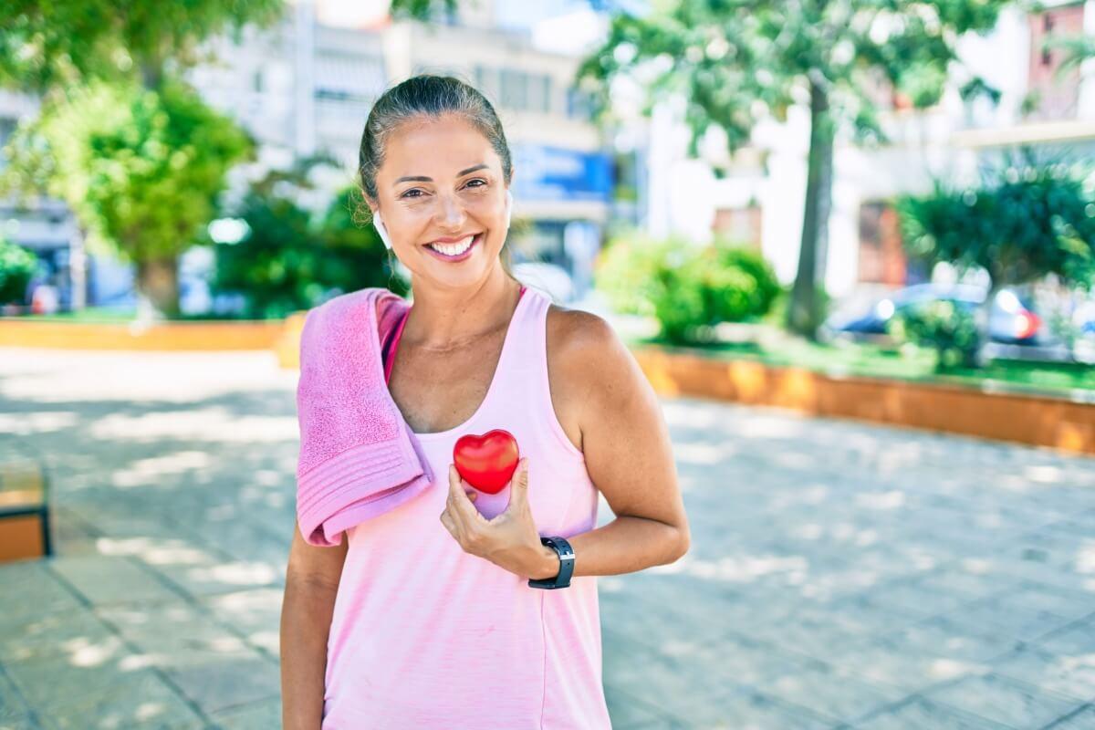 Alguns cuidados no dia a dia podem fazer grande diferença para a saúde do coração (Foto: Imagem: Desizned | Shutterstock)