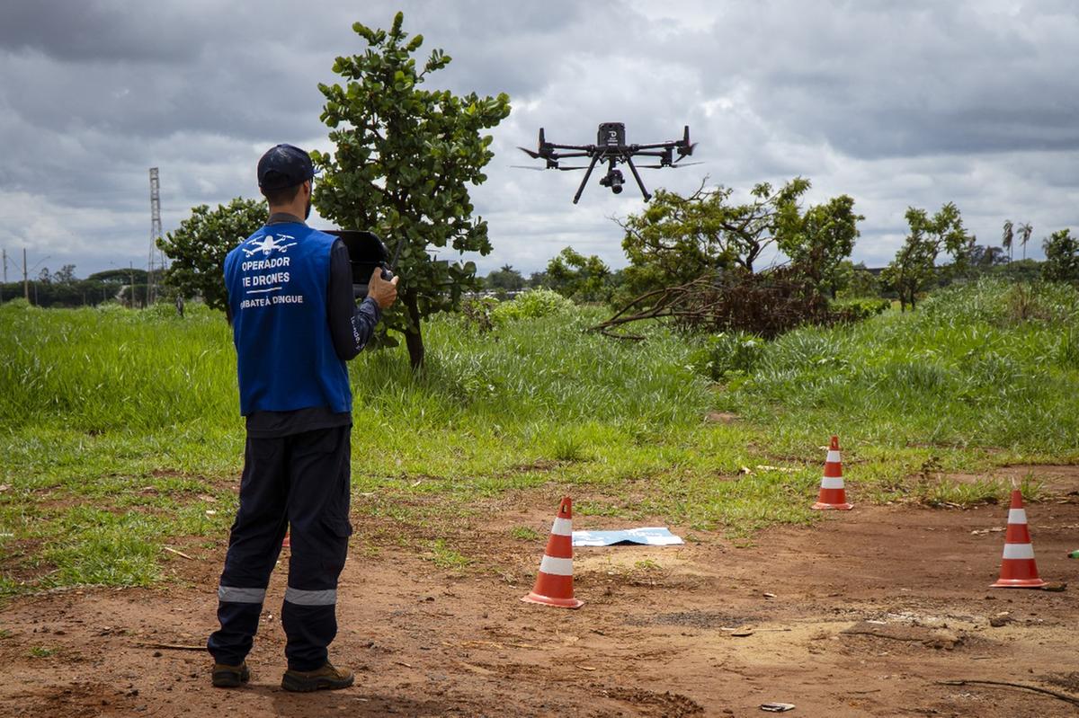 Empresa de drone contratada catalogou 1,7 mil pontos potenciais de focos do mosquito Aedes aegypti em Uberaba (Foto/ALFREDO NETO/PMU)