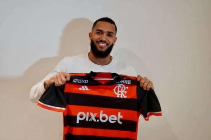 Agora é para valer. Juninho vai defender o Flamengo em 2025 (Foto/Pedro de Andrade/CRF)