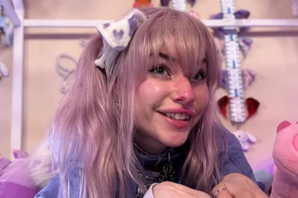 Influencer Meow Dalyn afirma que se identifica como cachorro (Foto/REPRODUÇÃO/INSTAGRAM @MEOWDALYN)