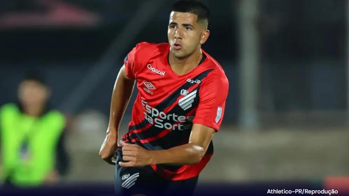 Mateo Gamarra já foi regularizado no BID e estará disponível para as semifinais do Campeonato Mineiro (Foto/Athletico Paranaense)