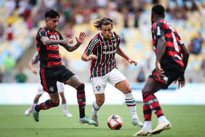 Neste domingo (16), às 16h (horário de Brasília), Flamengo e Fluminense se enfrentam no Maracanã pelo jogo de ida da final do Campeonato Carioca 2025. (Foto/Reprodução)