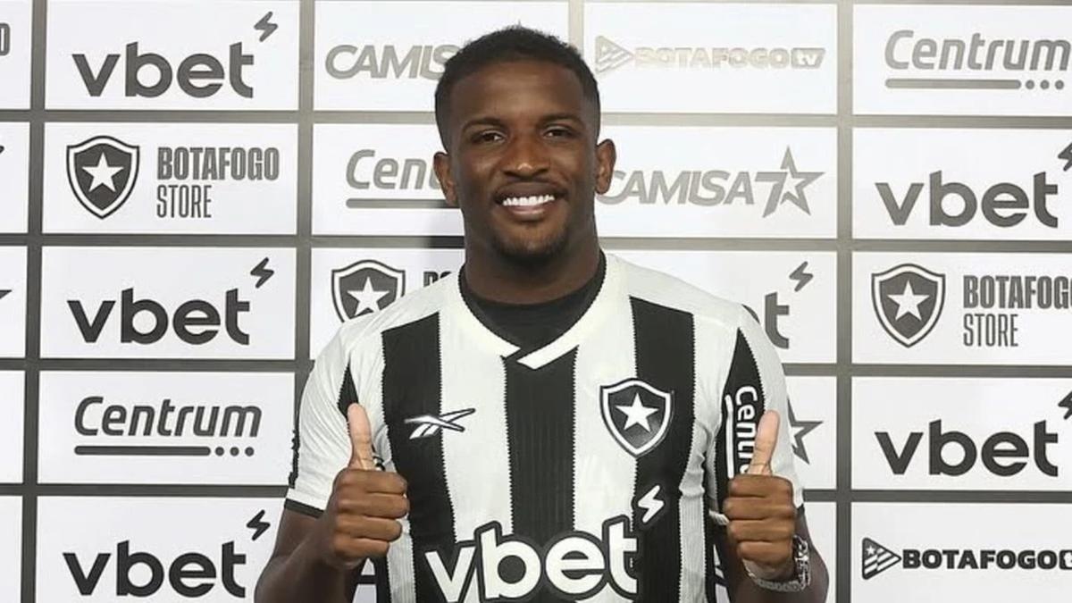 Elias Manoel chega para dar um novo fôlego ao ataque da Estrela Solitária (Foto/Vitor Silva/Botafogo)