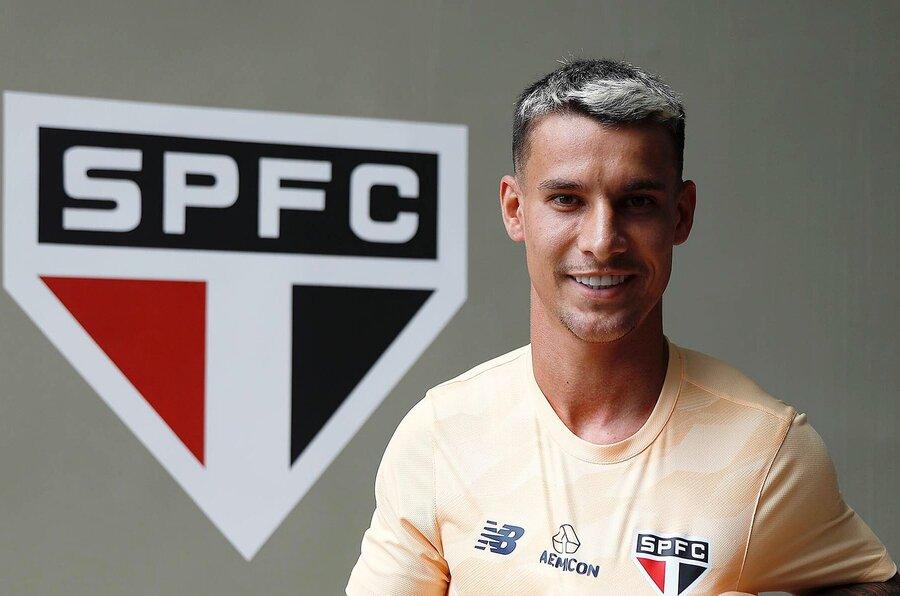 Ferreirinha perdeu pênalti e não deixou o Tricolor subir na tabela do Brasileirão (Foto/Rubens Chiri/SPFC)