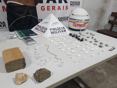 O suspeito já possui passagens anteriores pela polícia por tráfico de drogas. (Foto/Divulgação)