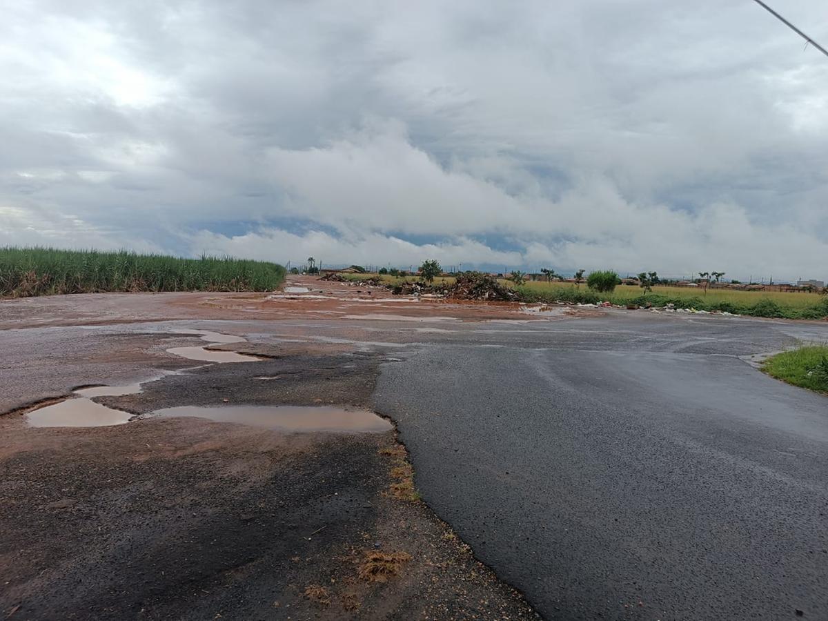 Acionada pela reportagem, a Prefeitura de Uberaba afirmou que, após vistoria no local, equipes do Departamento de Infraestrutura devem iniciar os reparos até a próxima semana (Foto/Divulgação)