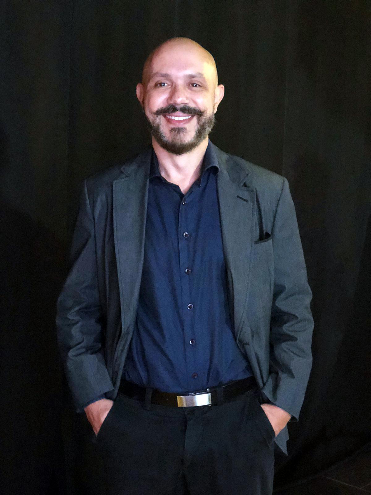 O intelectual, professor e urbanista Leonardo Silveira recebeu muitos cumprimentos pelo seu aniversário na última terça-feira (Foto/Arquivo pessoal)