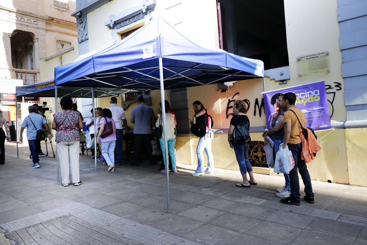 Mais uma edição do Câmara em Ação, em parceria com a Secretaria de Saúde, acontece hoje na praça Rui Barbosa (Foto/Rodrigo Garcia/CMU)