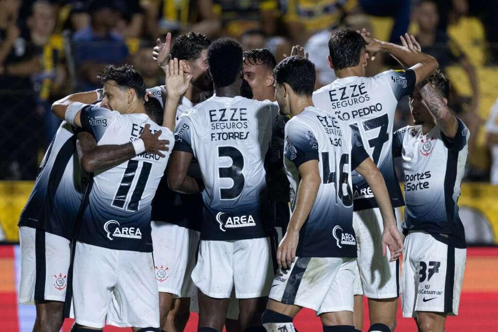 Corinthians vence e segue vivo na Sul-americana (Foto/Rodrigo Coca/Corinthians)