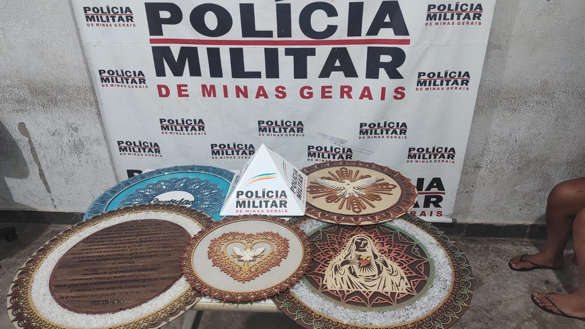 A mulher foi presa em flagrante e encaminhada à delegacia para as providências cabíveis. (Foto/Divulgação)