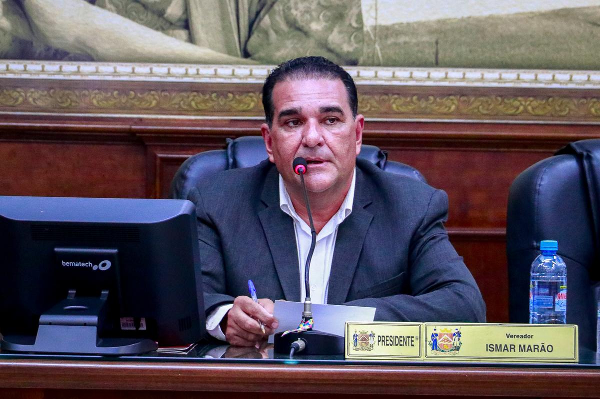 Presidente da Câmara Municipal, Ismar Marão, já comunicou aos demais vereadores para que fiquem atentos à regulamentação e se organizem para o controle de ponto dos assessores (Foto/Rodrigo Garcia/CMU)