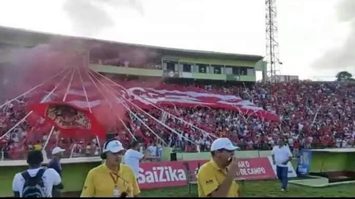 Torcida “Furacão Colorado” é o principal grupo de apoio ao Uberaba Sport Club (Foto/Redes Sociais)