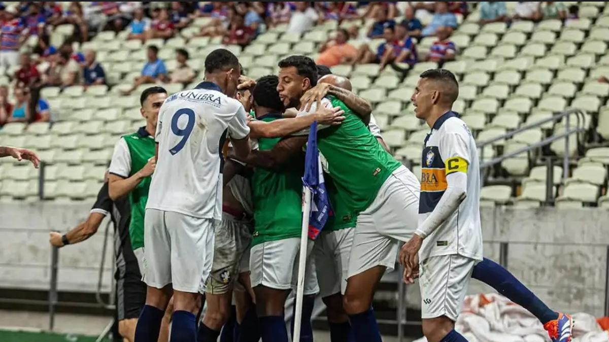 O Retrô mostrou frieza e venceu o Fortaleza por 4 a 1 e foi a surpresa da rodada (Foto/Divulgação)