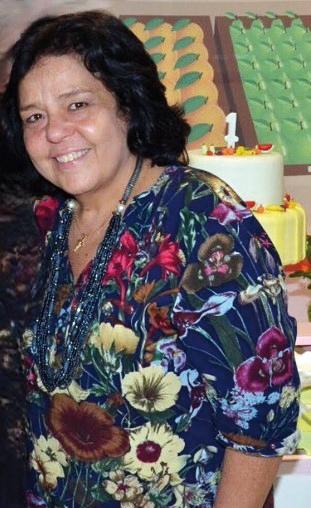 Aniversariante de amanhã, Martinha Sabino recebe nosso carinho e homenagem. Parabéns! (Foto/Arquivo pessoal)