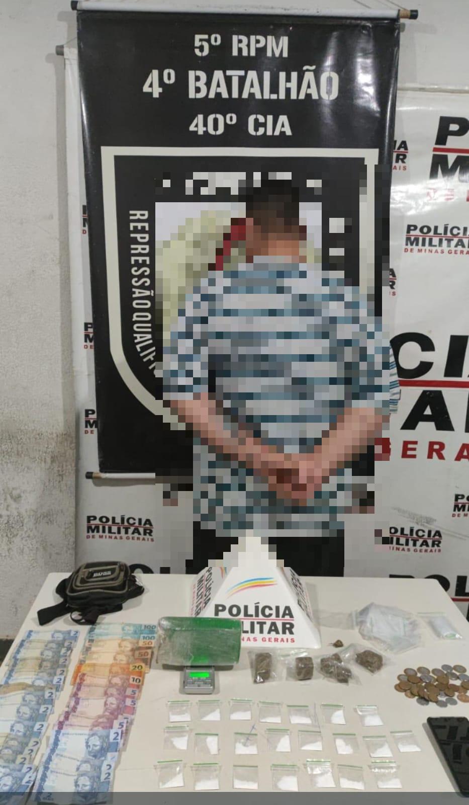 Ele portava uma quantidade significativa de entorpecentes e materiais relacionados ao tráfico. (Foto/Divulgação)