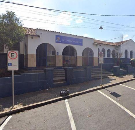 "Na terça-feira ele catou uma tesoura, ameaçou a sala inteira", relata denunciante (Foto/Reprodução)