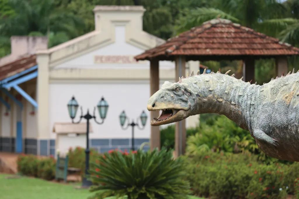 Durante o período de obras, o museu permanecerá fechado para visitação, mas o restante do Complexo de Peirópolis seguirá funcionando normalmente (Foto/Reprodução)