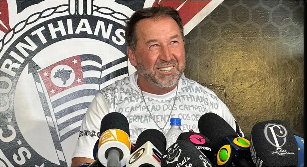 "Eu peguei a nossa camisa por R$ 70 milhões, estou saindo temporariamente deixando R$ 200 milhões de receita” (Foto/Bruno Cassucci/Notícias do Timão)