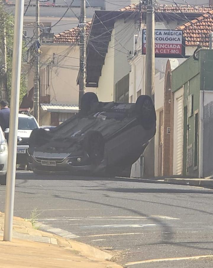 A vítima estava consciente no momento do resgate e apresentava escoriações pelo corpo (Foto/Reprodução)