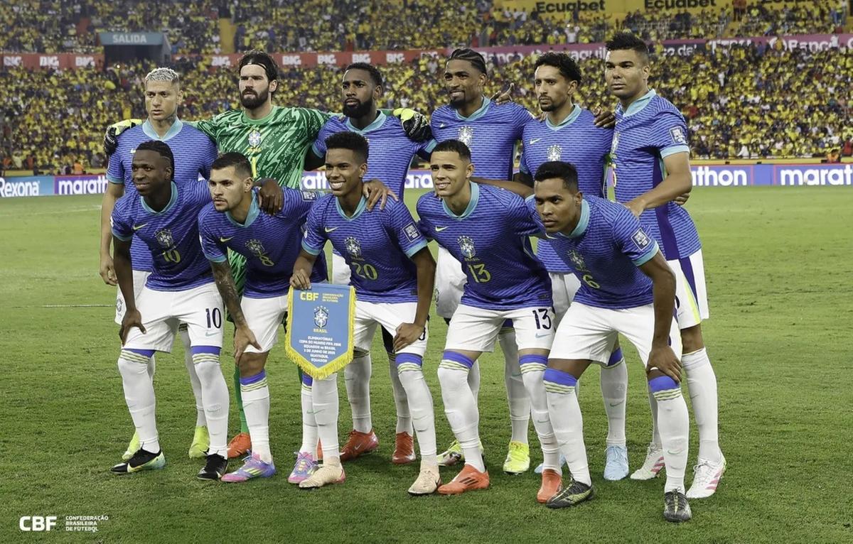 Seleção Brasileira foi um time apático, desentrosado sem um mínimo de conjunto. A nossa sorte é que agora classificam 6 seleções para a Copa do Mundo (Foto/Rafael Ribeiro)