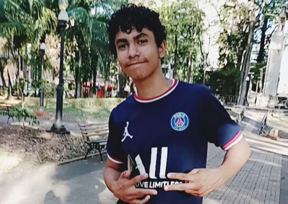 Alex Gabriel Santos, de 16 anos, foi morto em Pontal, SP (Foto/Arquivo pessoal)