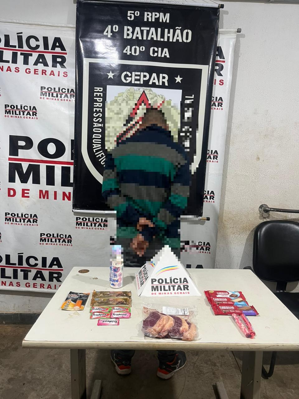 O funcionário do supermercado foi preso em flagrante. (Foto/Divulgação)