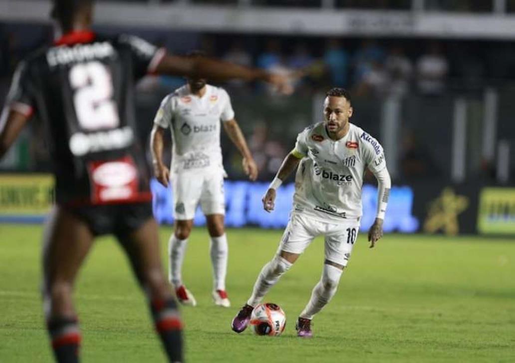 Lenga-Lenga. Neymar está de volta (Foto/Alex Silva/SFC)