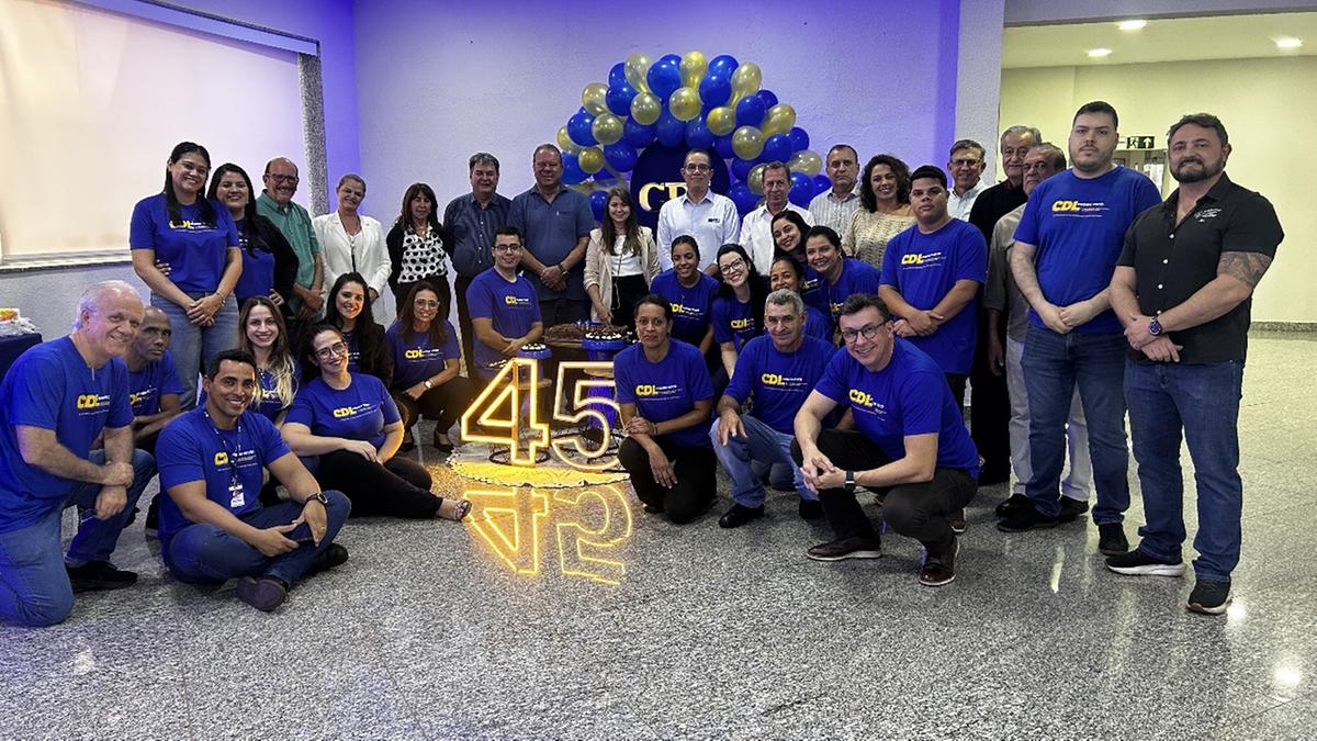 A comemoração do aniversário foi marcada por uma confraternização informal na sede da entidade, reunindo diretores, conselheiros e colaboradores (Foto/Divulgação)