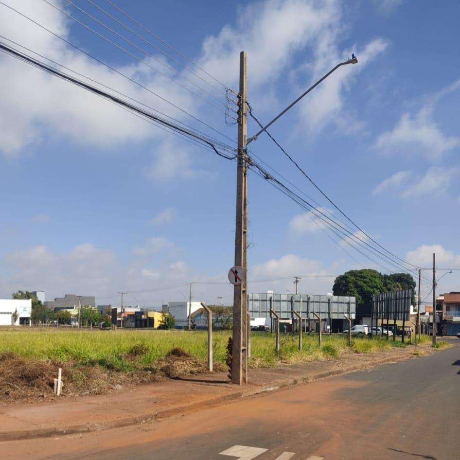 O ideal é que o cidadão analise a posição do poste antes de aprovar o projeto da construção (Foto/Divulgação)