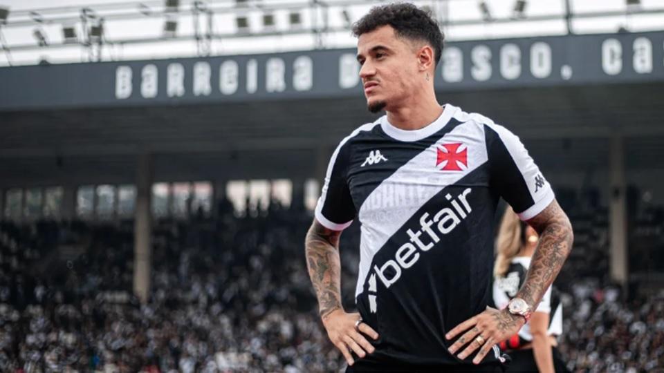 Torcida do Vasco espera um melhor futebol de Philippe Coutinho hoje contra o São Paulo (Foto/Flickr/Vasco)