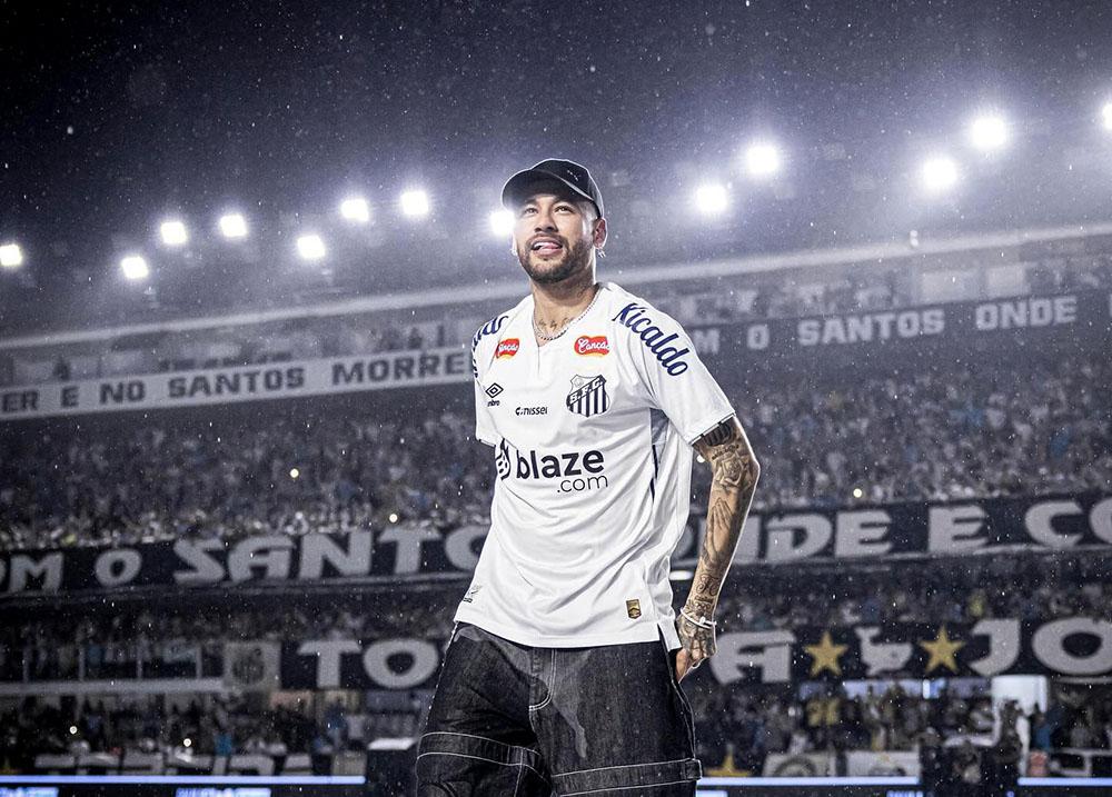 O Fenerbahçe fez uma oferta de um contrato de um ano e meio para contar com Neymar (Foto/Raul Baretta/SFC)