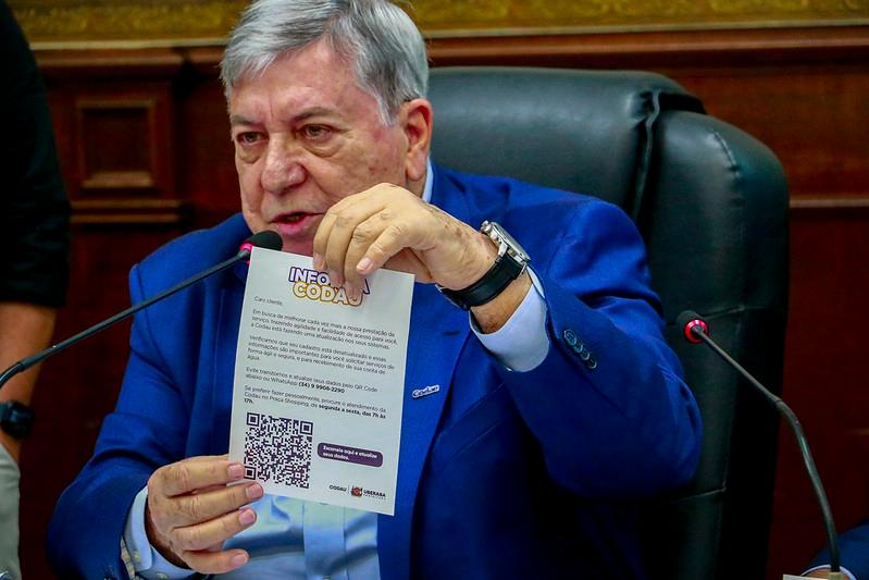 Presidente da Codau, Rui Ramos, foi ontem à Câmara Municipal e disse que a atualização cadastral teria sido comunicada e que a cobrança extra foi o último recurso usado pela companhia para que o consumidor respondesse ao chamado (Foto/Rodrigo Garcia/CMU)