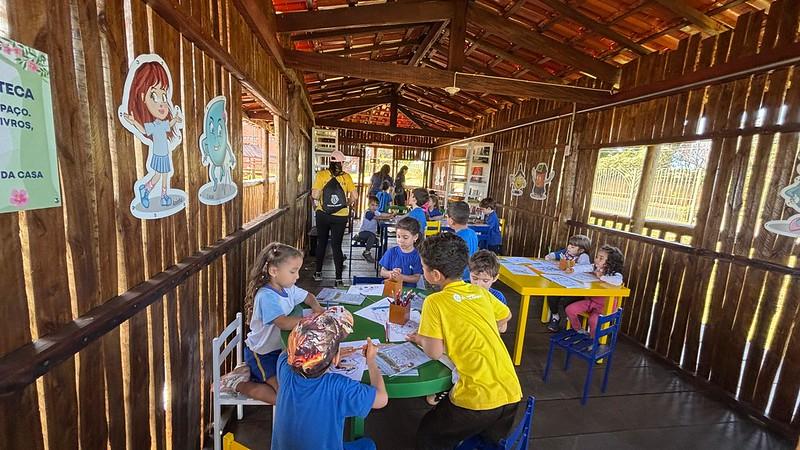 Quem tiver em casa livros para crianças de até 12 anos disponíveis para doação podem procurar o Centro de Educação e Tecnologia Ambiental da Codau (Ceta) (Foto/Divulgação)