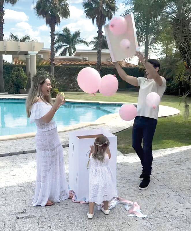 Rafael Frange Montes e Lorena anunciaram a segunda filha hoje, no chá revelação. A menina será a segunda neta da Marta e do Luiz Carlos Frange Montes (Foto/Arquivo pessoal)
