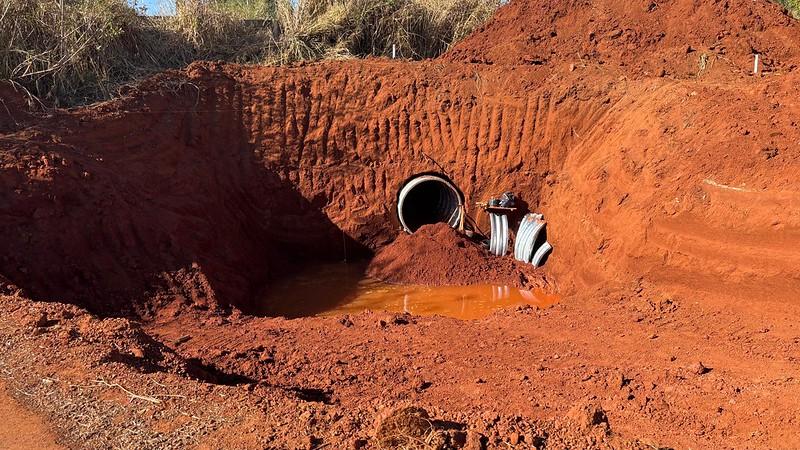 Foram projetados 2.100 metros dos quais 1.400 m já foram construídos, com tubos no diâmetro de 800mm (Foto/Divulgação)