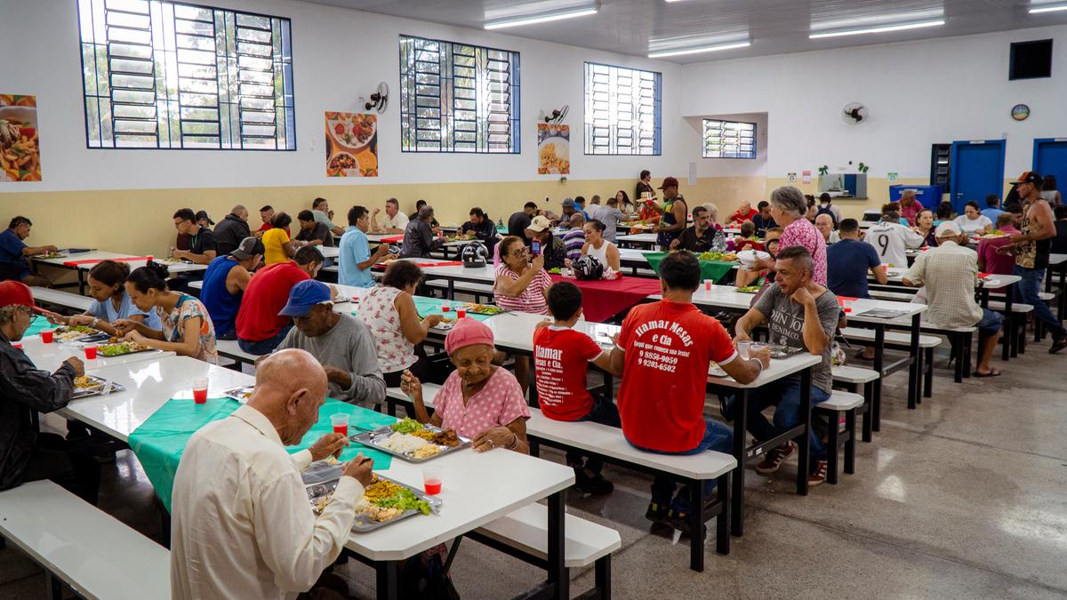 Restaurante Popular serve cerca de 1,5 mil refeições por dia, incluindo presenciais e marmitex ao valor de R$5 no local e R$6 para levar, e no edital é permitido que o preço do almoço possa chegar a R$8,38  (Foto/Divulgação)