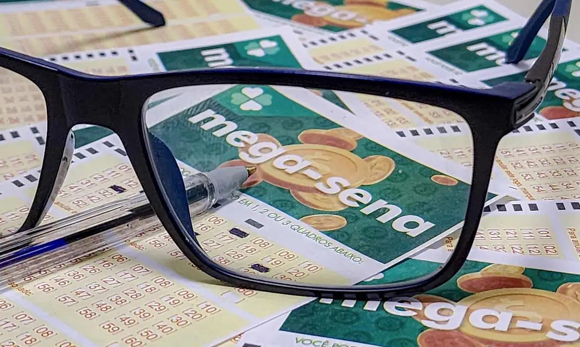 Os números sorteados neste fim de semana foram 11, 13, 16, 34, 35 e 39 (Foto/Rafa Neddermeyer/Agência Brasil)