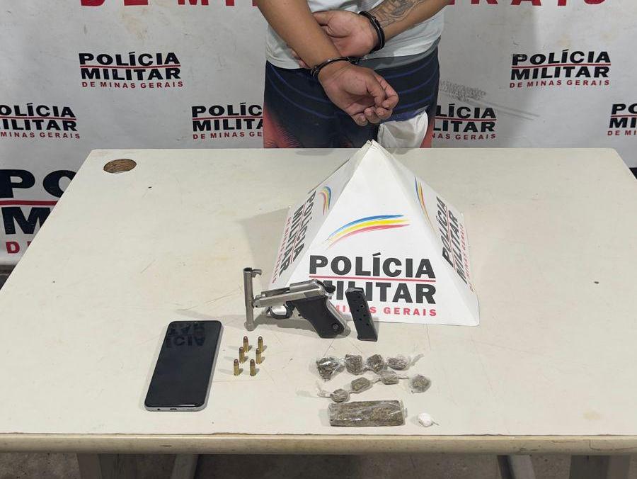 O hoem foi preso após ser flagrado com uma pistola municiada e porções de maconha. (Foto/Divulgação)
