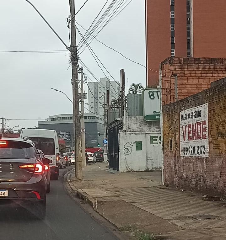 O trânsito segue com lentidão nas imediações. (Foto/Reprodução)