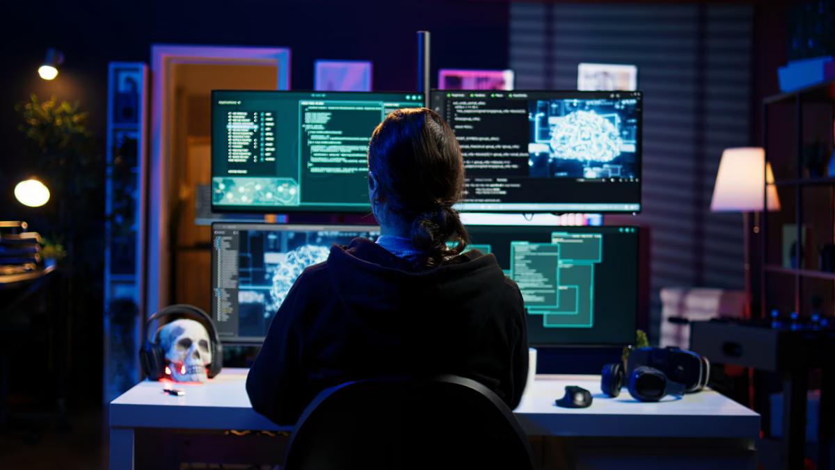 A Polícia Civil prendeu um suspeito pelo ataque hacker ao sistema da C&M Software que atende o Banco Central: suspeito teria confirmado à polícia que entregou a senha de acesso para terceiros, que cometeram a fraude (Foto/Dragos Condrea/iStock)