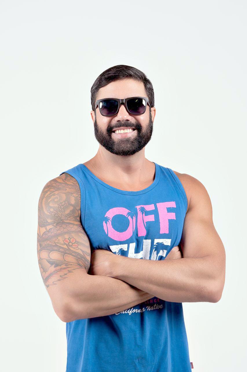 Guilherme Diou Diou comemora mais uma conquista! Uberaba agora conta com um novo e elegante espaço para festas e convenções, o Palácio Mandarim. Na Av. Leopoldino de Oliveira, o espaço já é sucesso e nesta terça-feira terá o badalado lançamento da <strong>JM Magazine 88</strong> (Foto/Divulgação)