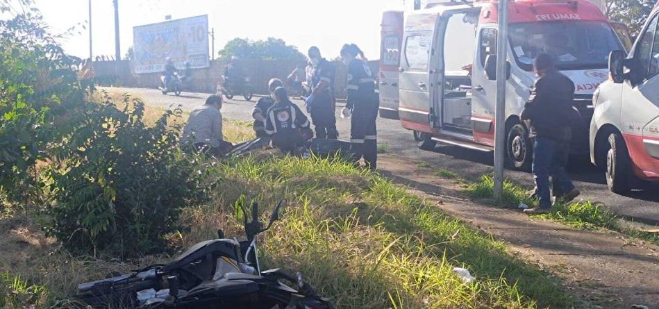 Com a força da batida, o motociclista foi arremessado a vários metros de distância, a equipe médica constatou o óbito do condutor da moto no local (Foto/Reprodução)
